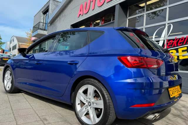 SEAT Leon (2019) thumbnail 7