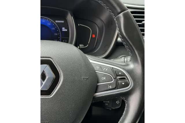 Renault Kadjar (2018) thumbnail 30