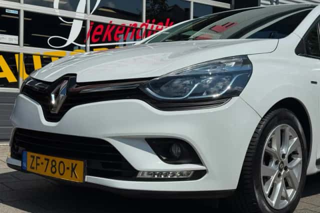 Renault Clio (2019) thumbnail 11