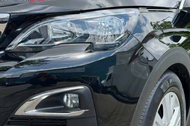Peugeot 3008 (2020) thumbnail 17