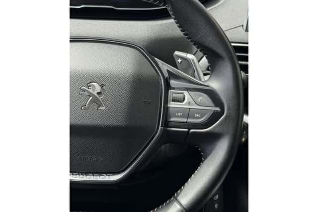 Peugeot 3008 (2020) thumbnail 35