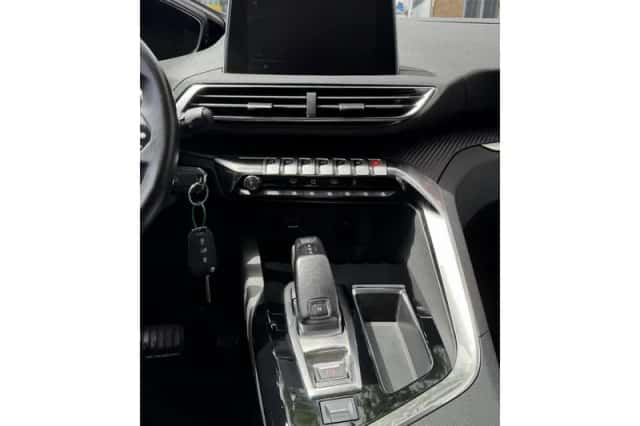 Peugeot 3008 (2020) thumbnail 37