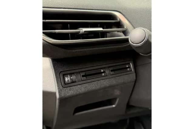 Peugeot 3008 (2020) thumbnail 39