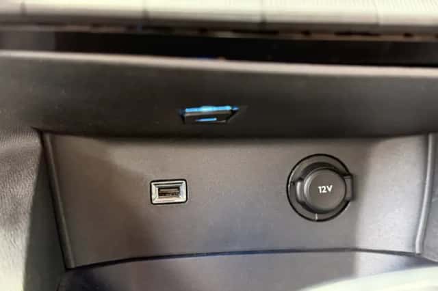 Peugeot 3008 (2020) thumbnail 45