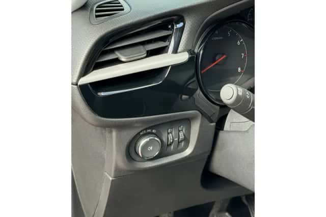 Opel Corsa (2022) thumbnail 43