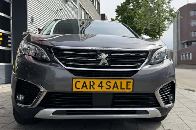 Peugeot 5008 (2020) thumbnail 11