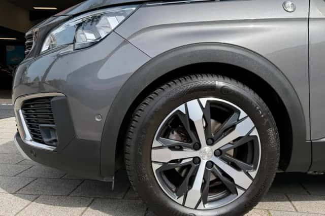 Peugeot 5008 (2020) thumbnail 16