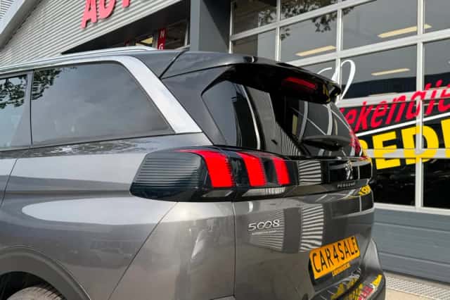 Peugeot 5008 (2020) thumbnail 21