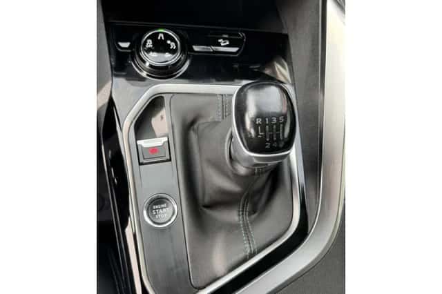 Peugeot 5008 (2020) thumbnail 46