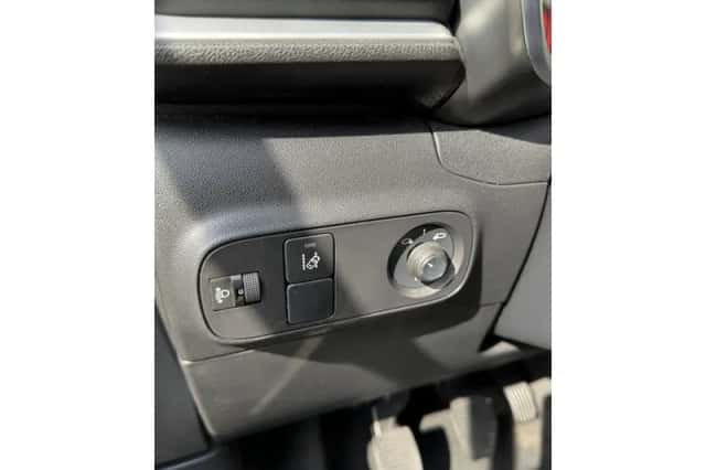 Citroën C3 (2018) thumbnail 38