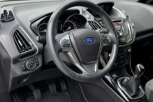 Ford B-Max (2016) thumbnail 2