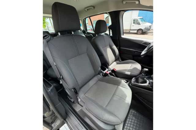 Ford B-Max (2016) thumbnail 29
