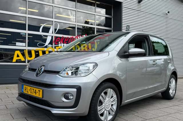 Volkswagen Up! (2018) thumbnail 1