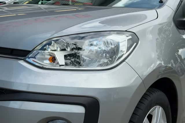 Volkswagen Up! (2018) thumbnail 15
