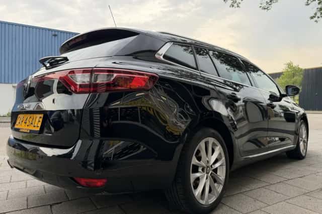 Renault Mégane (2019) thumbnail 6