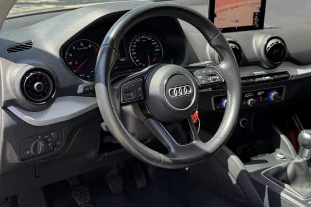 Audi Q2 (2017) thumbnail 2