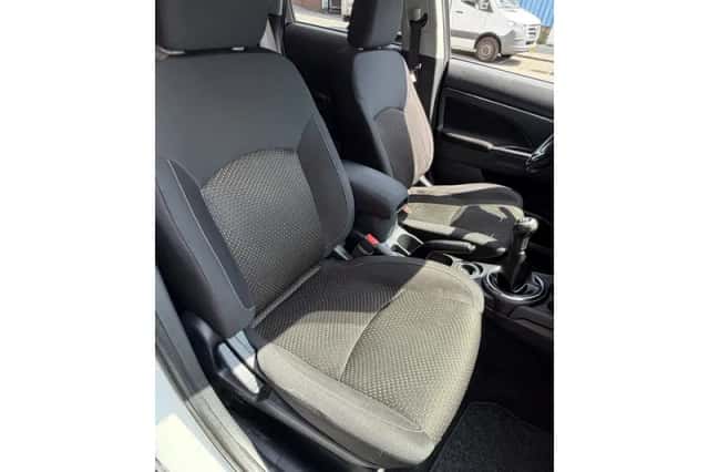 Mitsubishi ASX (2015) thumbnail 28