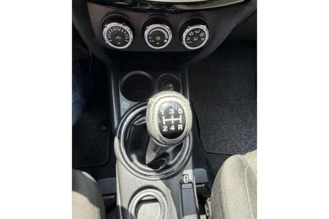 Mitsubishi ASX (2015) thumbnail 39