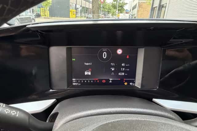 Opel Mokka (2022) thumbnail 3