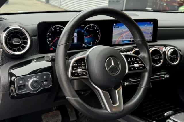 Mercedes-Benz CLA-Klasse (2020) thumbnail 2