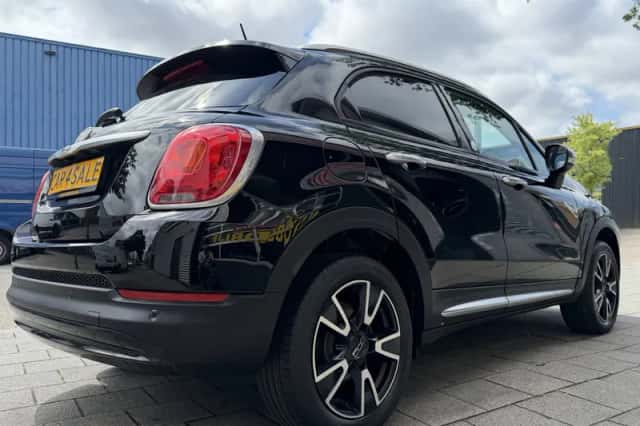 Fiat 500X (2018) thumbnail 4
