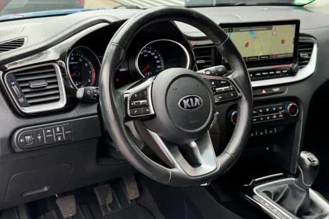 Kia XCeed (2020) thumbnail 2