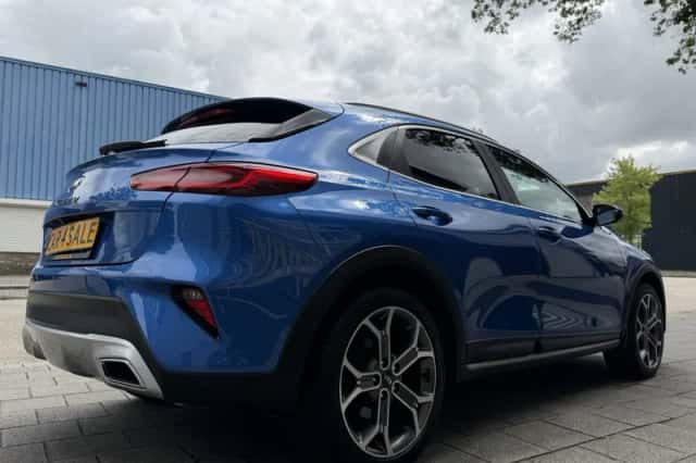 Kia XCeed (2020) thumbnail 4