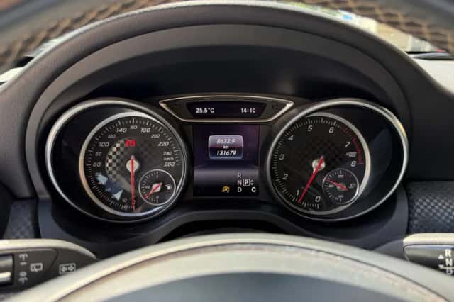 Mercedes-Benz A-Klasse (2016) thumbnail 3