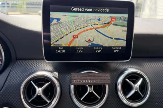Mercedes-Benz A-Klasse (2016) thumbnail 4