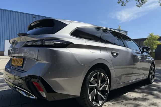 Peugeot 308 (2024) thumbnail 5