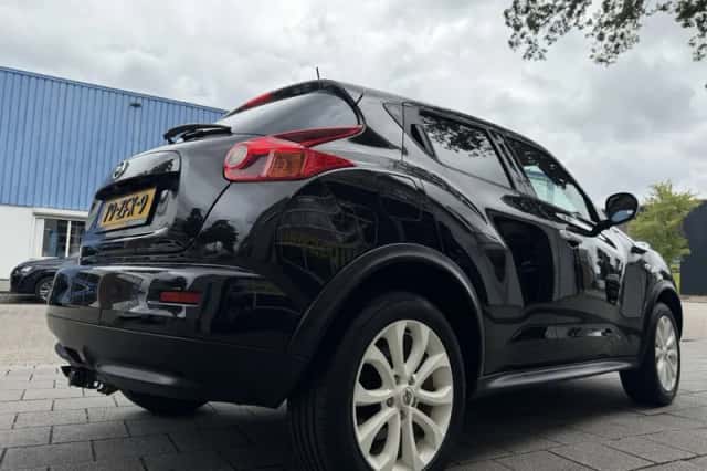Nissan Juke (2012) thumbnail 4