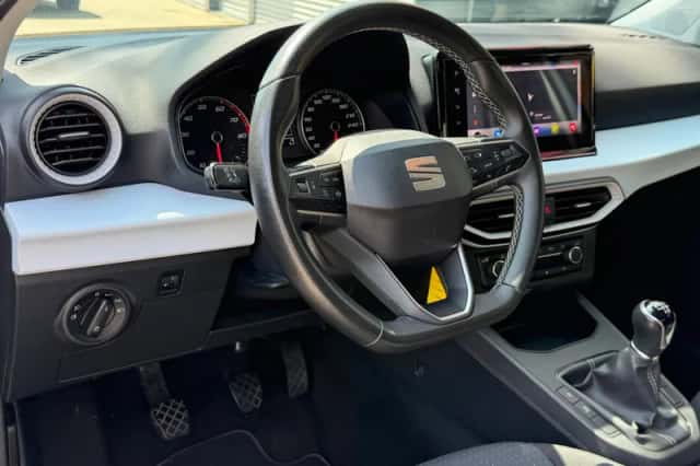 SEAT Ibiza (2022) thumbnail 2