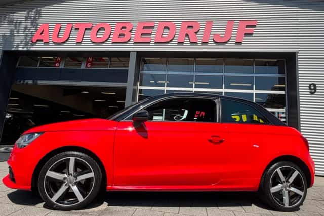 Audi A1 (2012) thumbnail 6