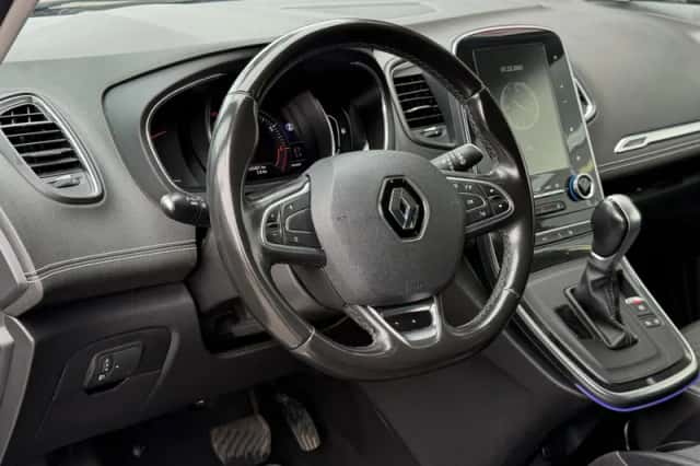 Renault Scénic (2019) thumbnail 2