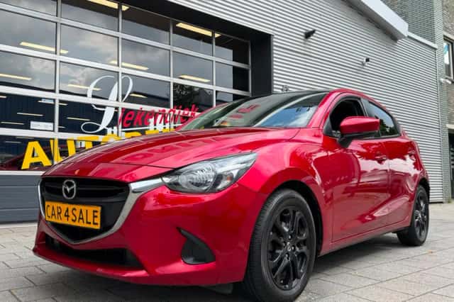 Mazda 2 (2018) thumbnail 1