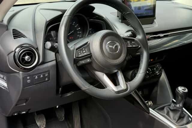 Mazda 2 (2018) thumbnail 2