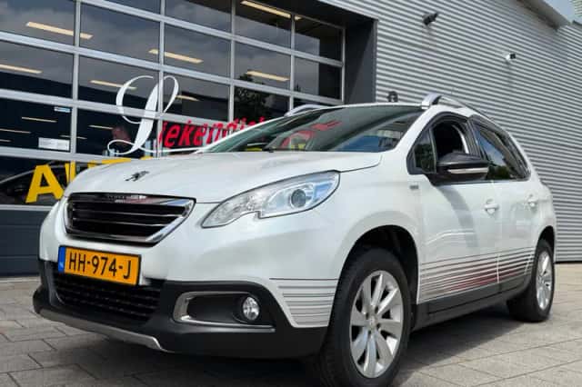 Peugeot 2008 (2015) thumbnail 6