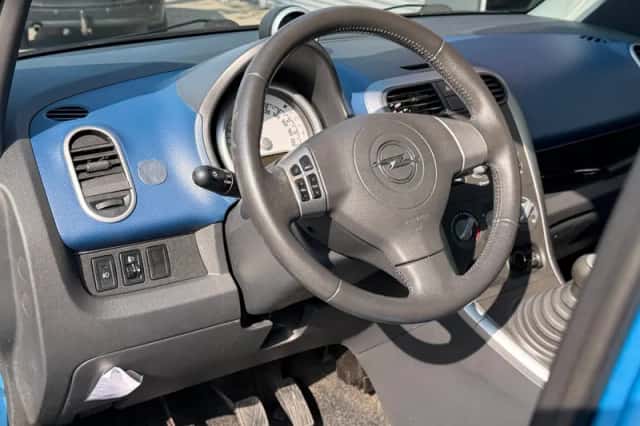 Opel Agila (2010) thumbnail 2