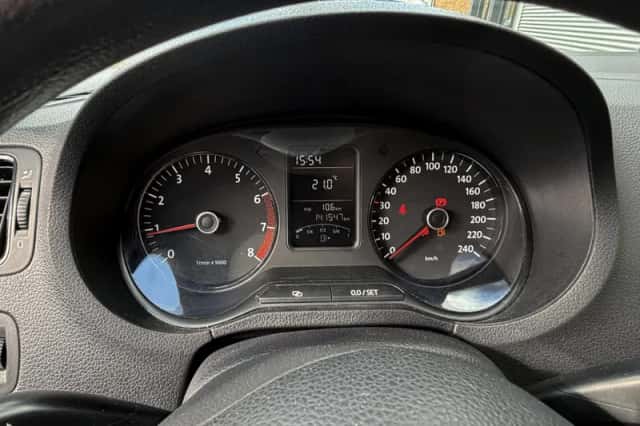 Volkswagen Polo (2012) thumbnail 3