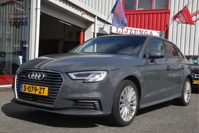 Audi A3 (2018) thumbnail 2