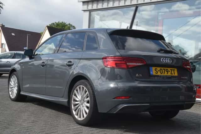 Audi A3 (2018) thumbnail 5