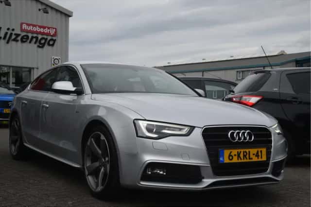 Audi A5 (2013) thumbnail 3