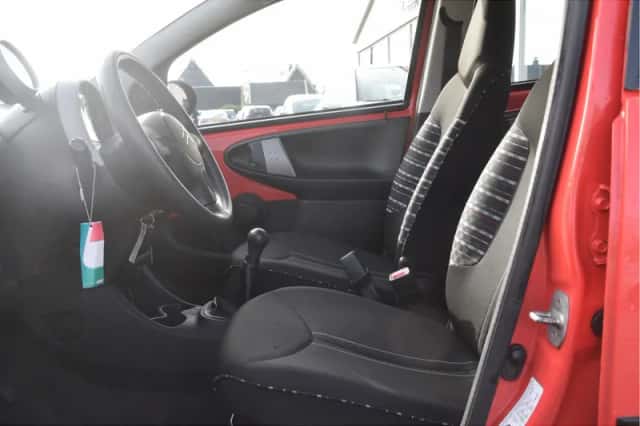 Citroën C1 (2014) thumbnail 6