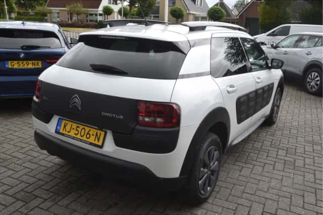 Citroën C4 Cactus (2016) thumbnail 4