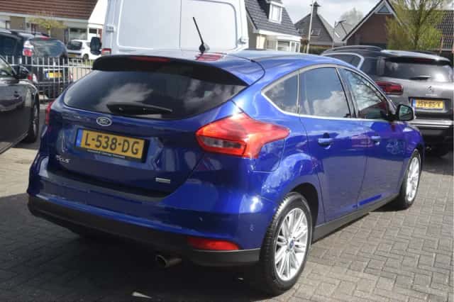 Ford Focus (2017) thumbnail 4