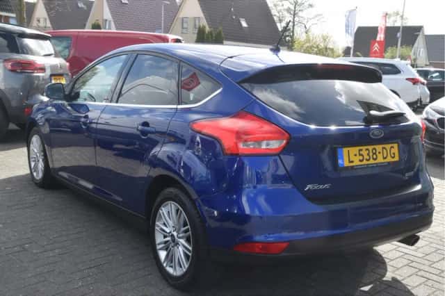 Ford Focus (2017) thumbnail 5