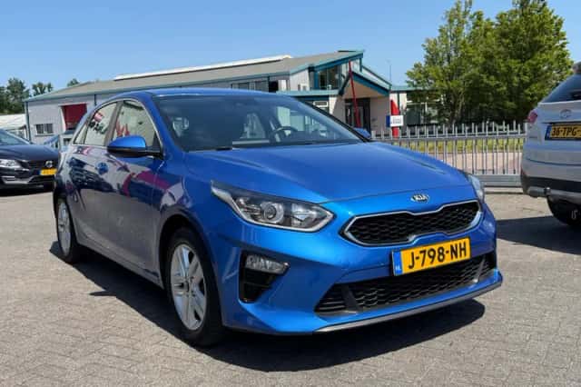 Kia Ceed (2020) thumbnail 3