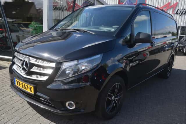 Mercedes-Benz Vito (2016) thumbnail 2
