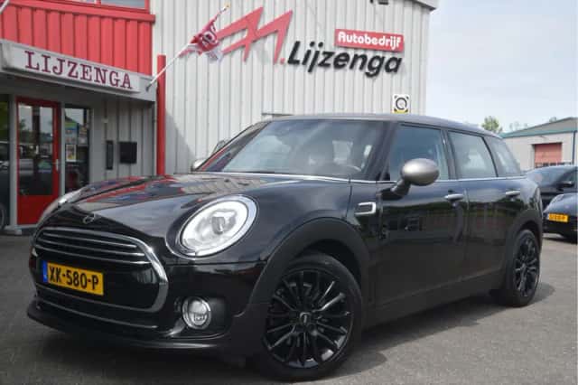 MINI Clubman (2019) thumbnail 2