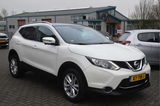Nissan Qashqai (2016) thumbnail 3
